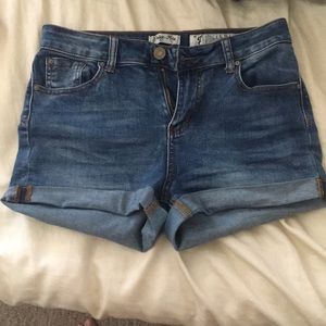 Comfy jean shorts